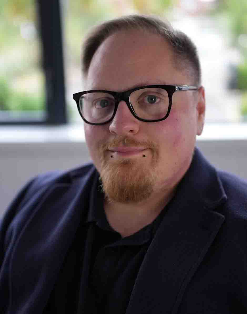 Headshot_C McDonnell Headshot_C McDonnell